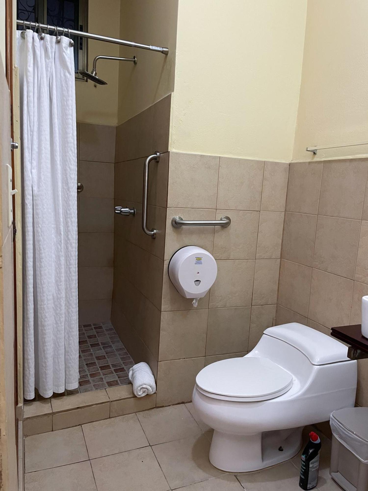 Hostel Kimmell / Hostal Familiar La Casita De Los Kimmell 라스 타블라스 객실 사진