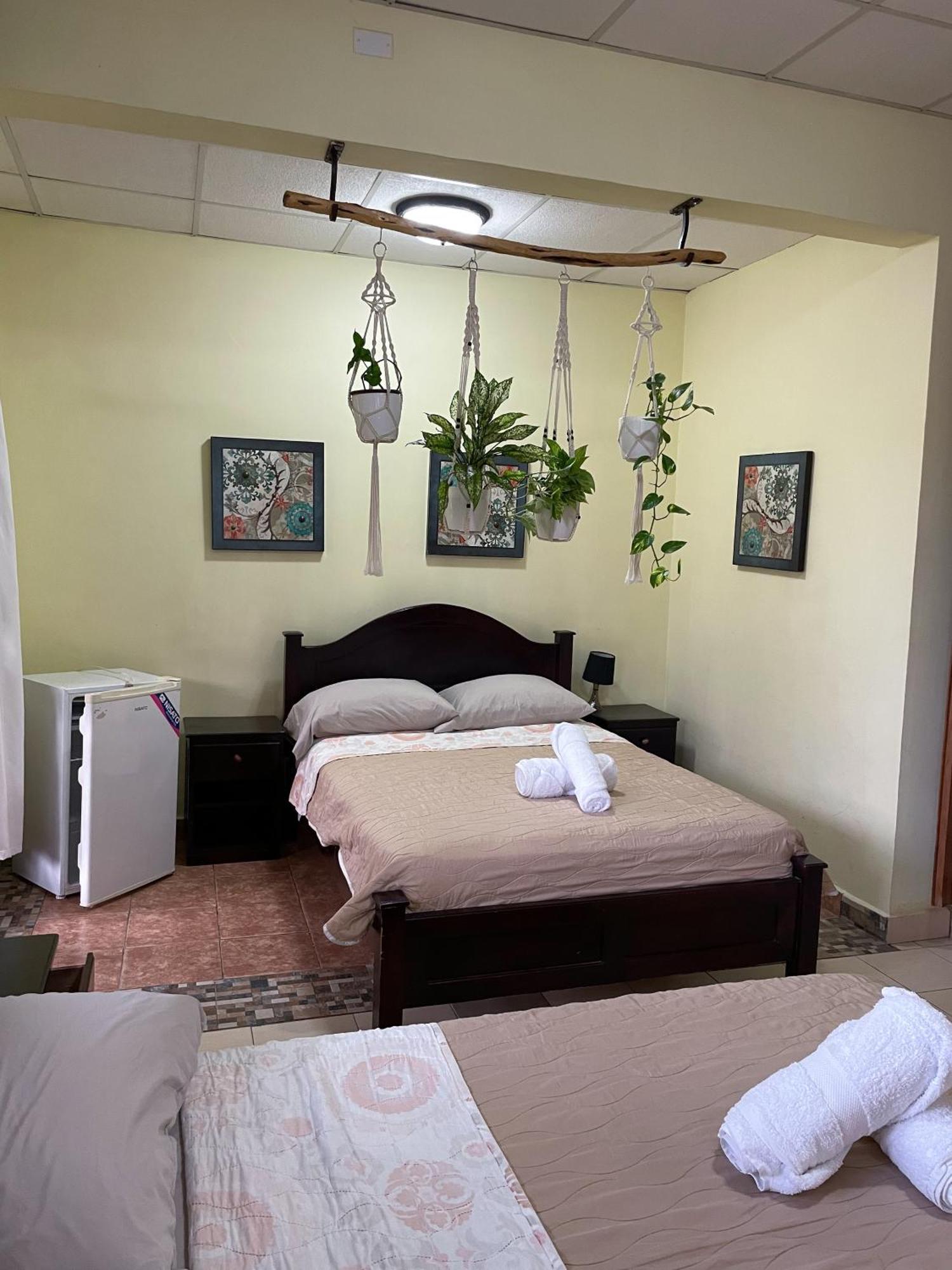Hostel Kimmell / Hostal Familiar La Casita De Los Kimmell 라스 타블라스 객실 사진
